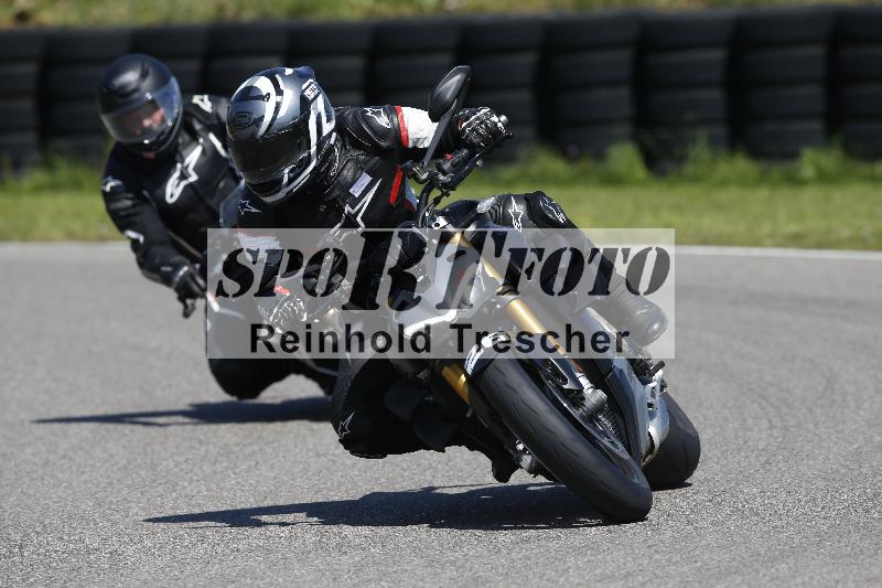 /Archiv-2024/29 12.06.2024 MOTO.CH Track Day ADR/Gruppe rot/26